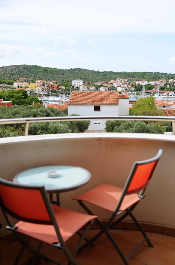 Apartmani Kristiana Jezera Εξωτερικό φωτογραφία