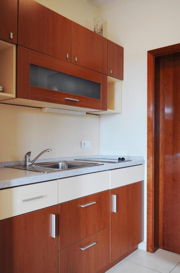 Apartmani Kristiana Jezera Εξωτερικό φωτογραφία